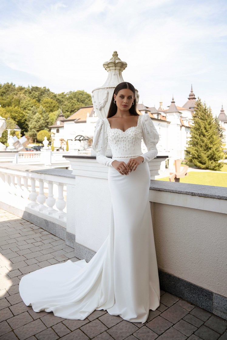 Stylish wedding dress in a modern minimalist style-5